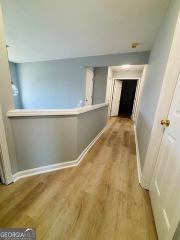 552 Glen Level Circle, Sugar Hill, GA 30518