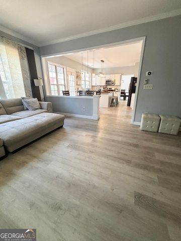 552 Glen Level Circle, Sugar Hill, GA 30518