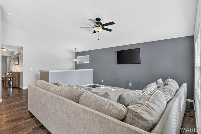 823 Caspian Drive, Wentzville, MO 63385