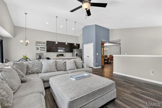 823 Caspian Drive, Wentzville, MO 63385