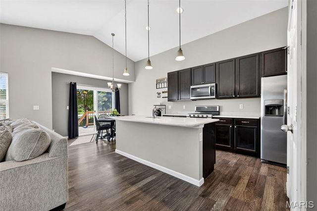 823 Caspian Drive, Wentzville, MO 63385
