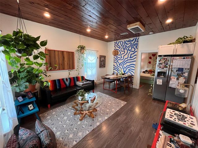 6311 Felix Ave A, Austin, TX 78741