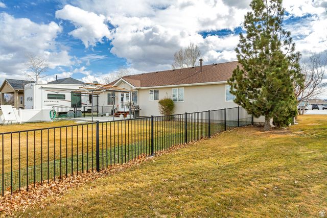 791 E SADDLE RD, Grantsville, UT 84029