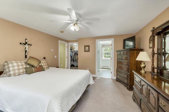 41 Viola Circle, Seabrook, NH 03847