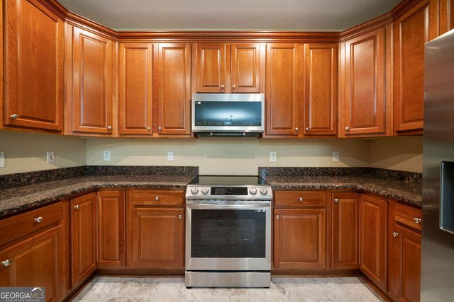 157 Highwoods Parkway, Newnan, GA 30265