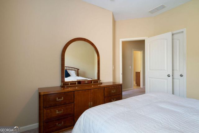 157 Highwoods Parkway, Newnan, GA 30265
