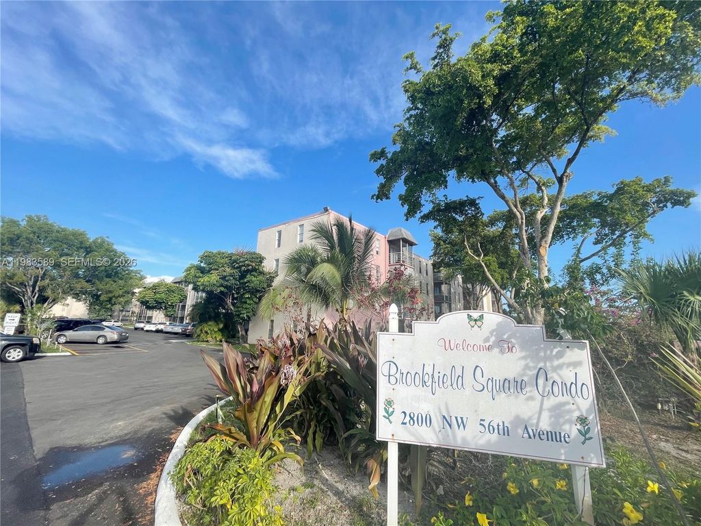 2800 NW 56th Ave E103, Lauderhill, FL 33313