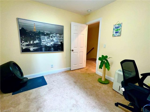 2926 Grove Park Drive, Burlington, NC 27215