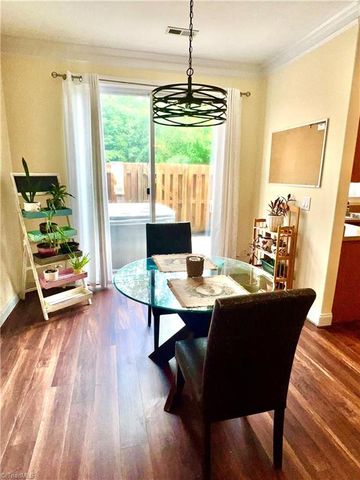 2926 Grove Park Drive, Burlington, NC 27215