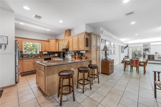 16970 SW 264th St, Homestead, FL 33031