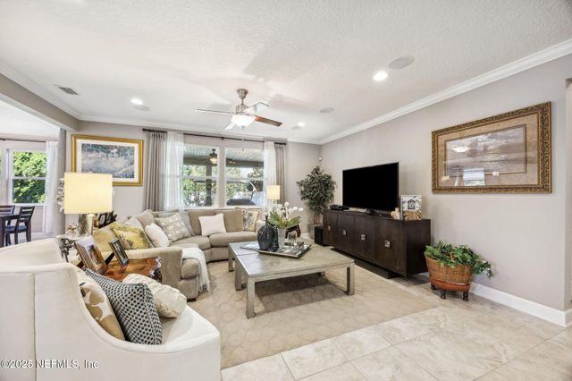 7787 HILSDALE Road, Jacksonville, FL 32216