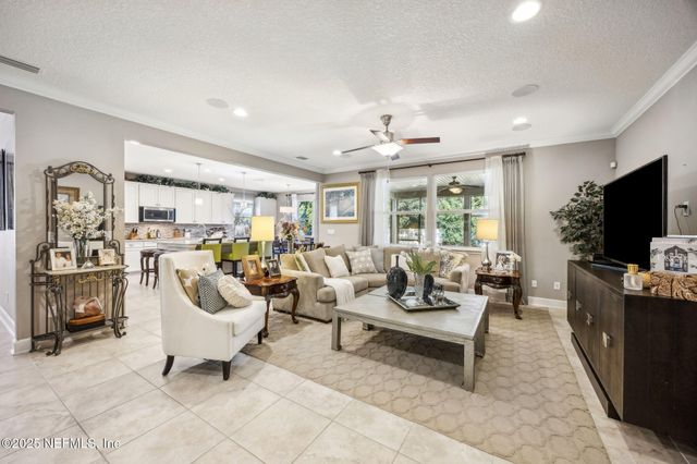 7787 HILSDALE Road, Jacksonville, FL 32216