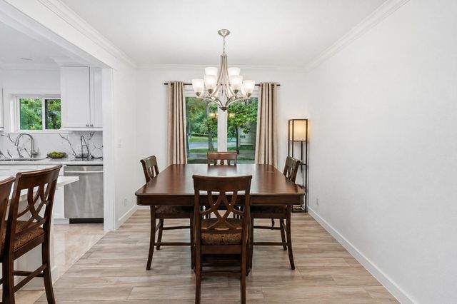 3740 Summer Lane, Huntsville, TX 77340