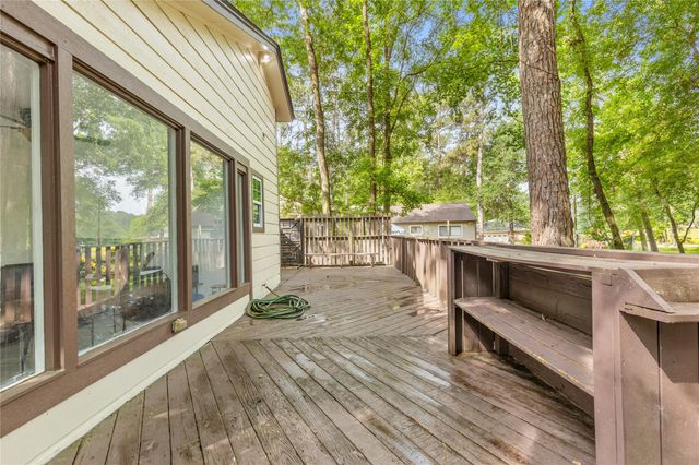 3740 Summer Lane, Huntsville, TX 77340
