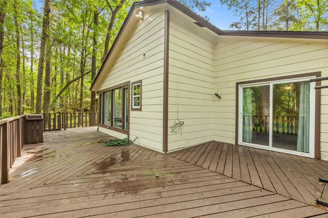 3740 Summer Lane, Huntsville, TX 77340