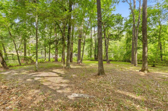 3740 Summer Lane, Huntsville, TX 77340