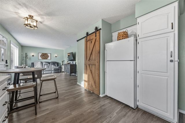 42 Park Village Ave SW, Cedar Rapids, IA 51404