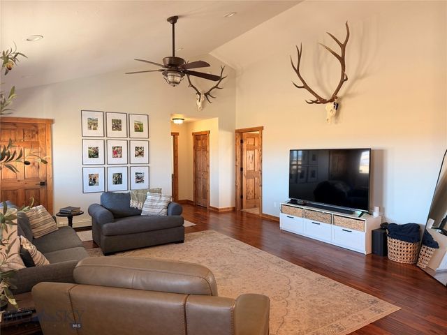 500 Arrigoni Lane, Dillon, MT 59725