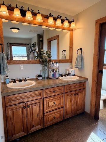 500 Arrigoni Lane, Dillon, MT 59725