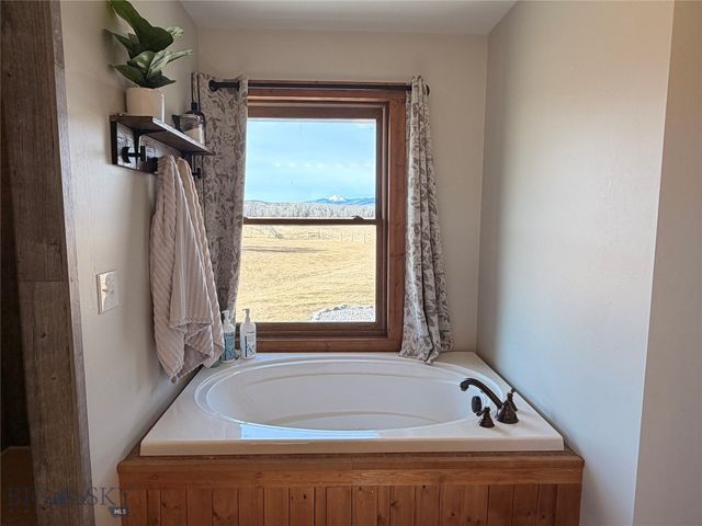 500 Arrigoni Lane, Dillon, MT 59725