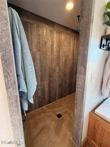 500 Arrigoni Lane, Dillon, MT 59725