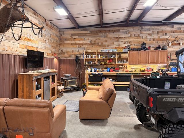 500 Arrigoni Lane, Dillon, MT 59725