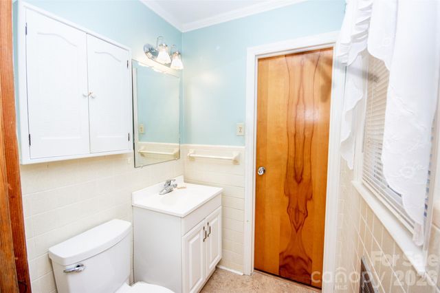 291 Spicewood Circle, Troutman, NC 28166