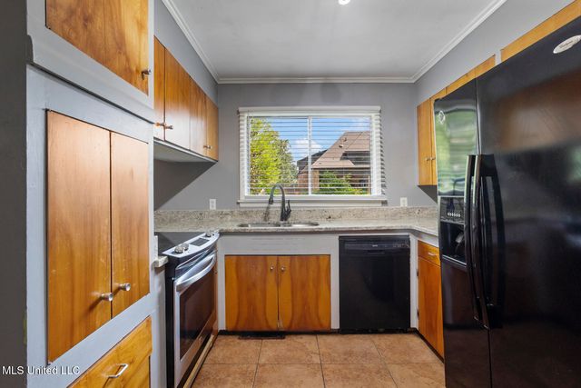 2067 Southwood Road, Jackson, MS 39211
