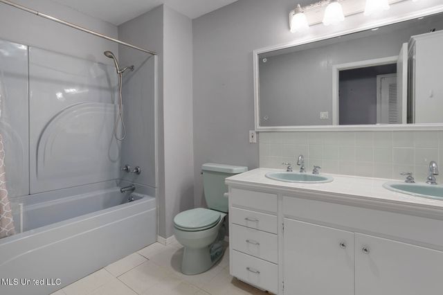2067 Southwood Road, Jackson, MS 39211