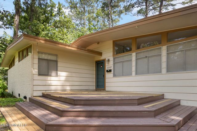 2067 Southwood Road, Jackson, MS 39211
