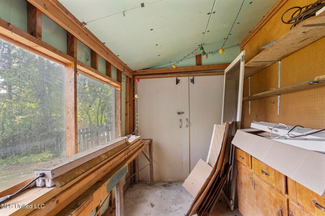 2067 Southwood Road, Jackson, MS 39211