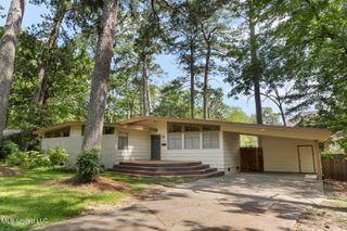 2067 Southwood Road, Jackson, MS 39211
