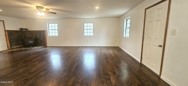 374 North Ridge Road, New Baltimore, NY 12087