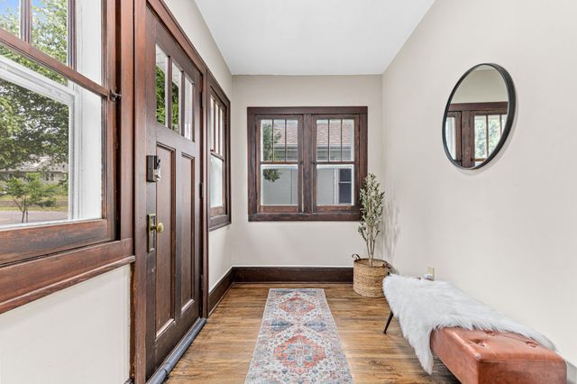 3350 Knox Avenue N, Minneapolis, MN 55412