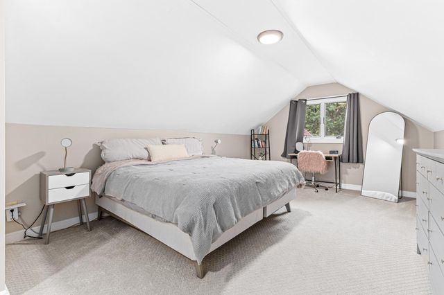 3350 Knox Avenue N, Minneapolis, MN 55412