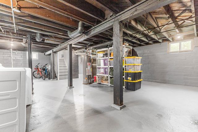 3350 Knox Avenue N, Minneapolis, MN 55412