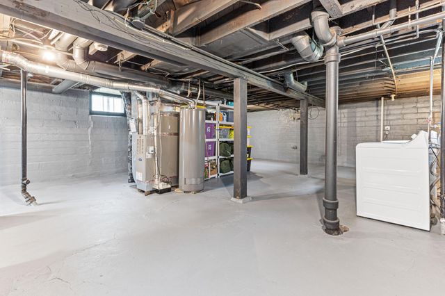 3350 Knox Avenue N, Minneapolis, MN 55412