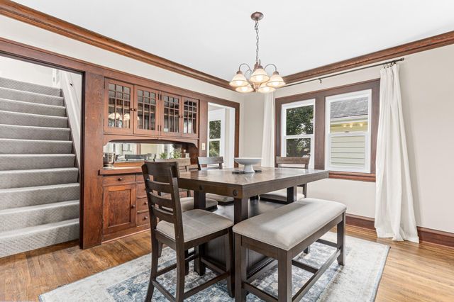 3350 Knox Avenue N, Minneapolis, MN 55412