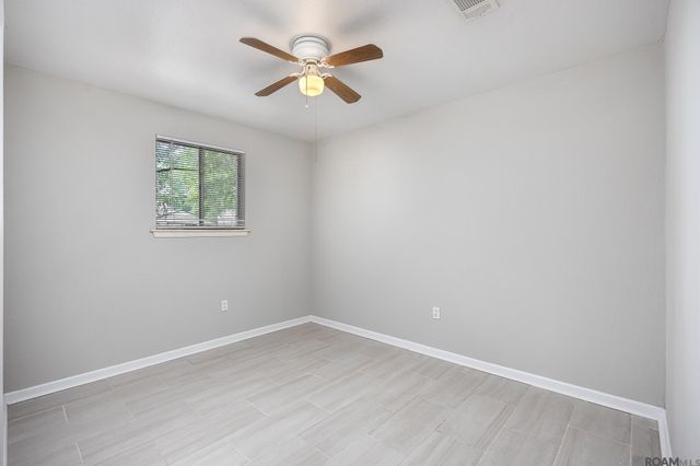 1801 Landry Dr, Baker, LA 70714