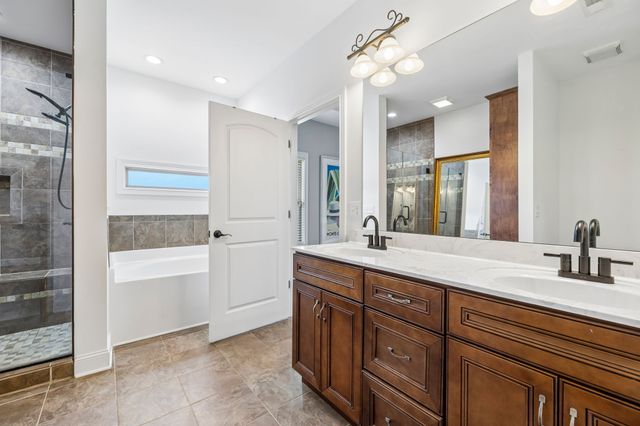 1088 Atkins Road Ext, Cedar Hill, TN 37032
