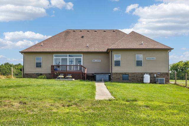 1088 Atkins Road Ext, Cedar Hill, TN 37032