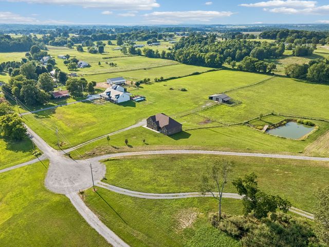 1088 Atkins Road Ext, Cedar Hill, TN 37032