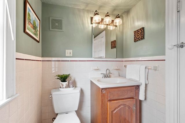 34 Addington Rd, Boston, MA 02132