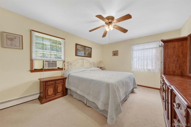 22 Beverly Drive, Warwick, NY 10990