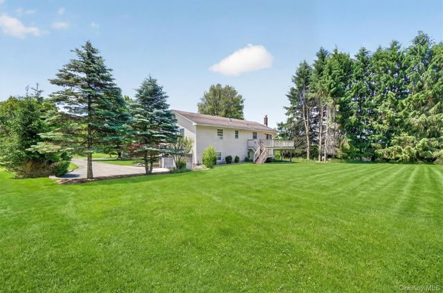 22 Beverly Drive, Warwick, NY 10990