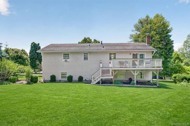 22 Beverly Drive, Warwick, NY 10990