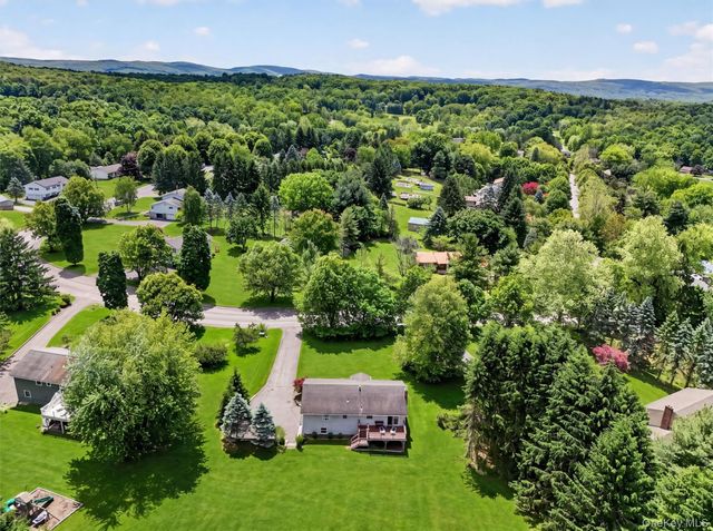22 Beverly Drive, Warwick, NY 10990