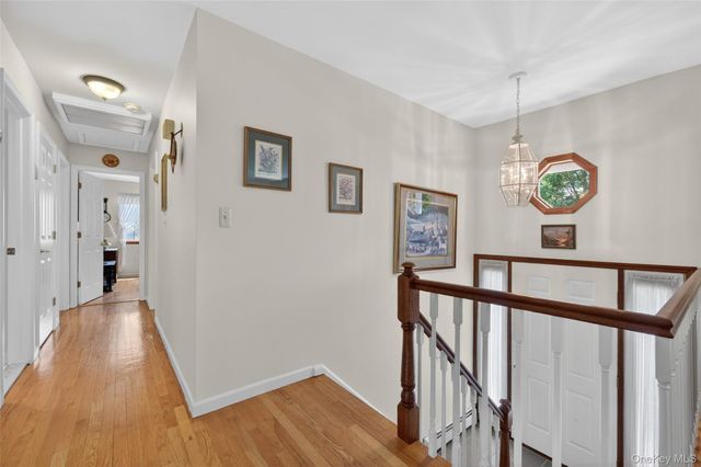 22 Beverly Drive, Warwick, NY 10990