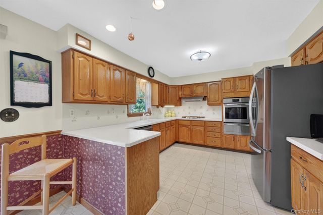 22 Beverly Drive, Warwick, NY 10990