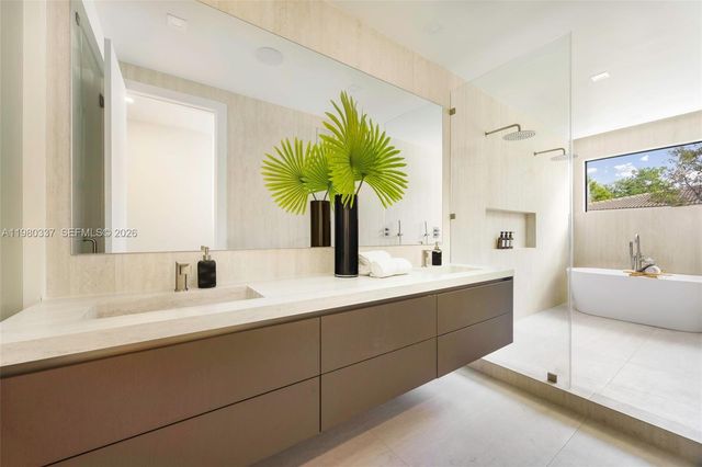 3113 Elizabeth Street, Miami, FL 33133